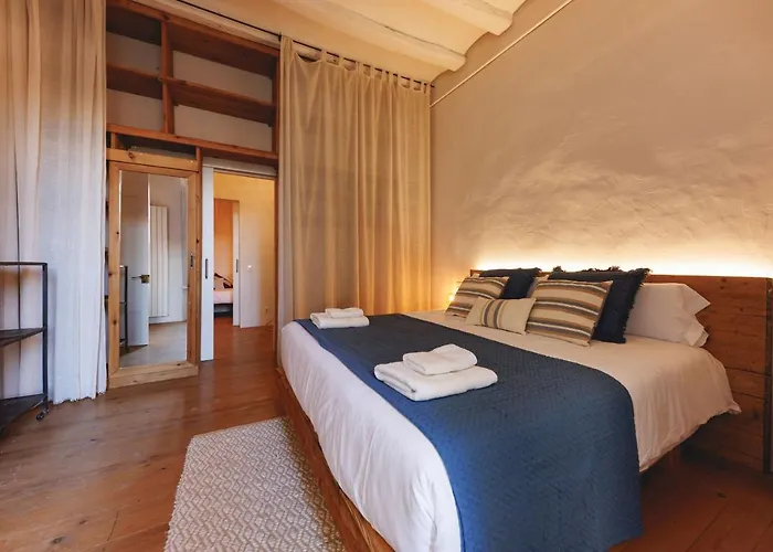 Bravissimo Carrer Nou, Cosy 2-Bedroom Apartment