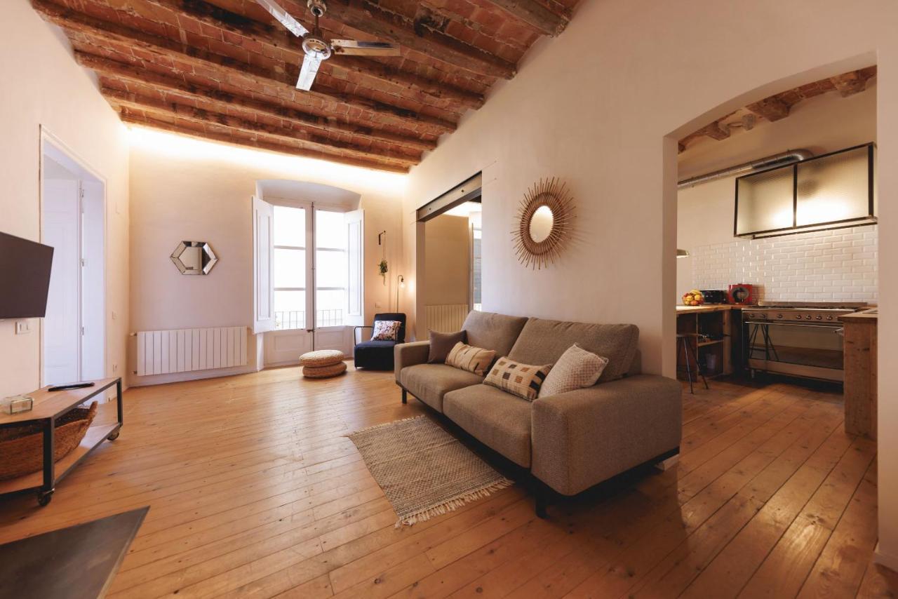 Bravissimo Carrer Nou, Cosy 2-bedroom Appartamento *